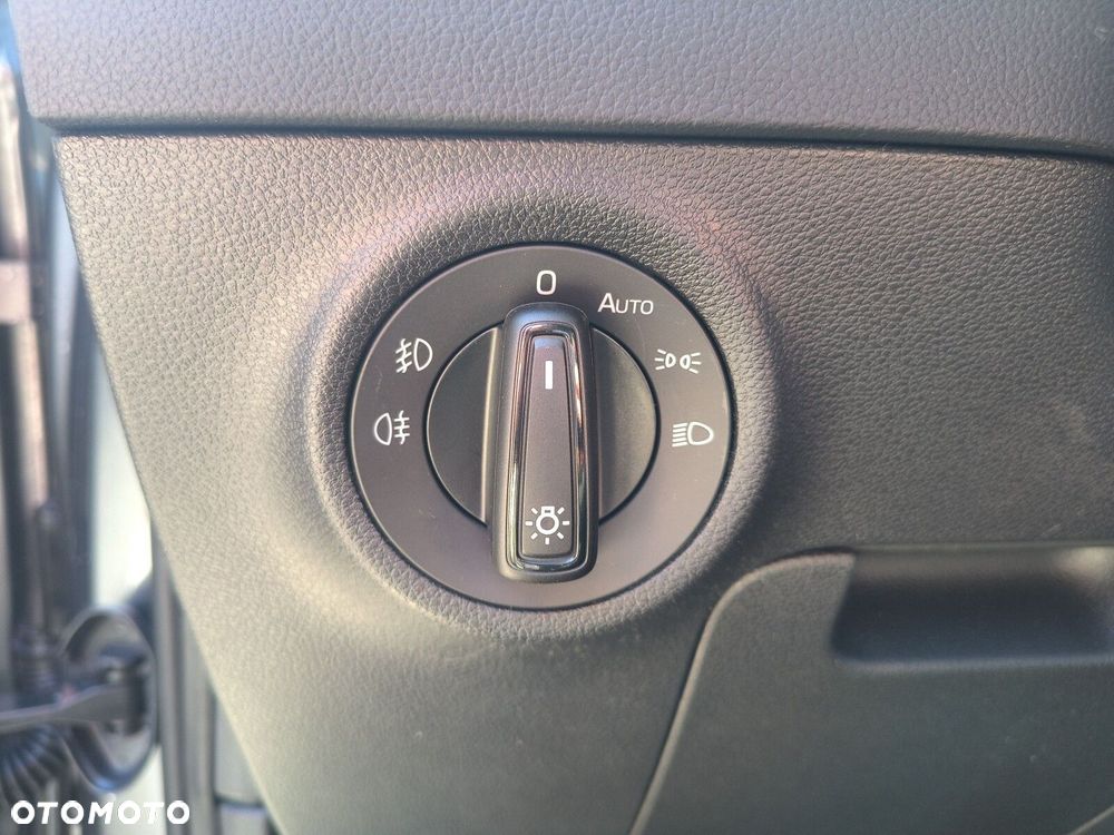 Skoda Karoq 1.0 TSI Essence - 21