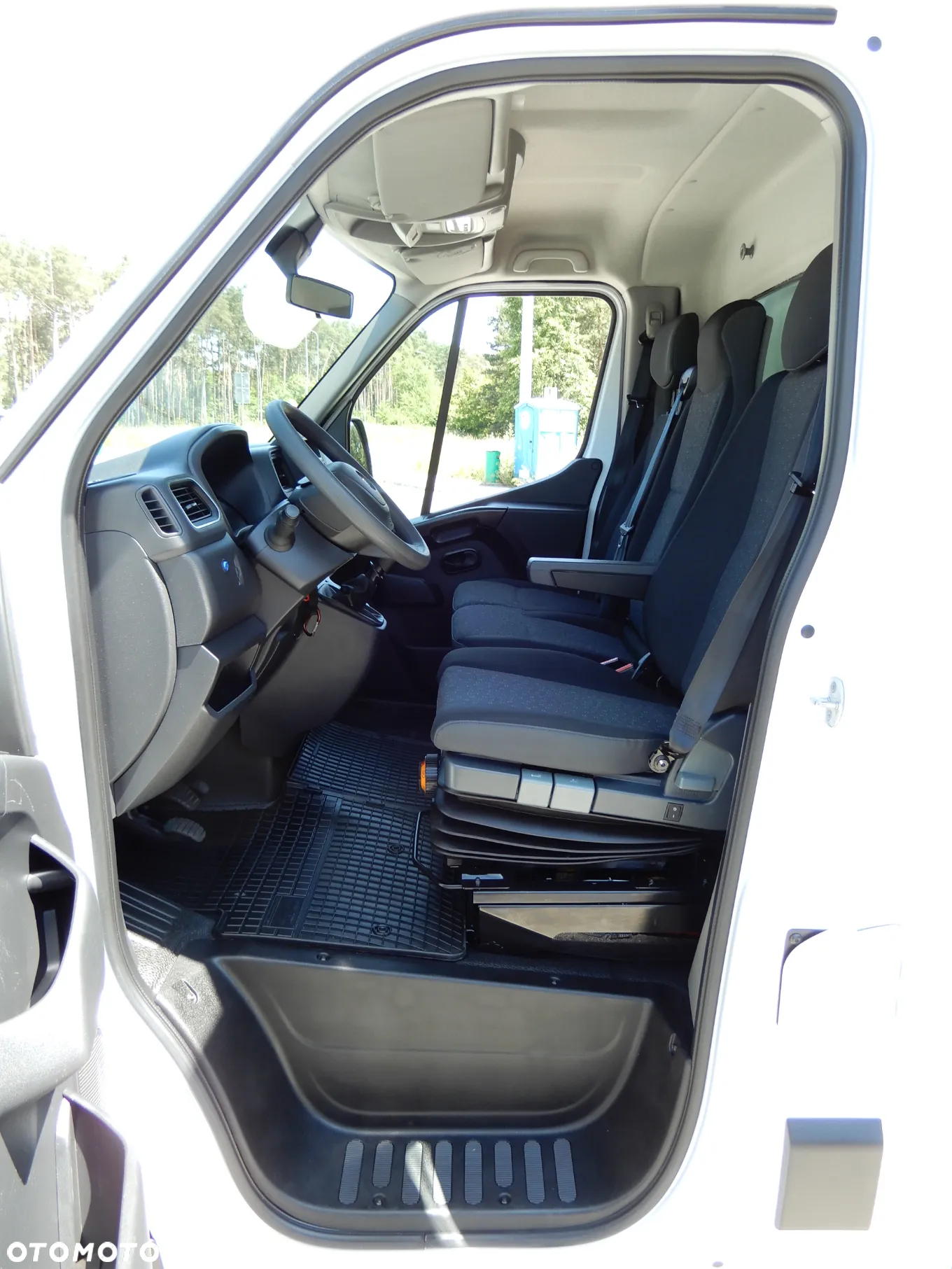Opel MOVANO 2.3 CDTi 163 KM Bliźniak Kontener 4.26 CM 8 E.Palet JEGGER Boczne Drzwi 800 Kg Ładowność WZMACNIANY 60 Tys Przeb Stan Auta Jak NOWY - 33