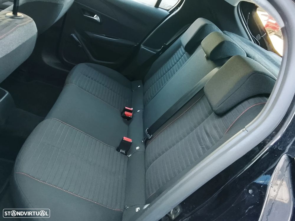 Peugeot 208 1.2 PureTech Active - 15