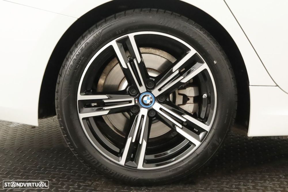 BMW 330 e Pack Desportivo M Auto - 5