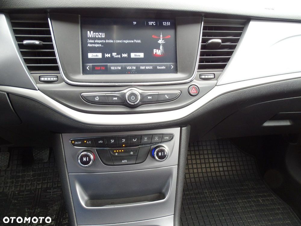 Opel Astra - 10