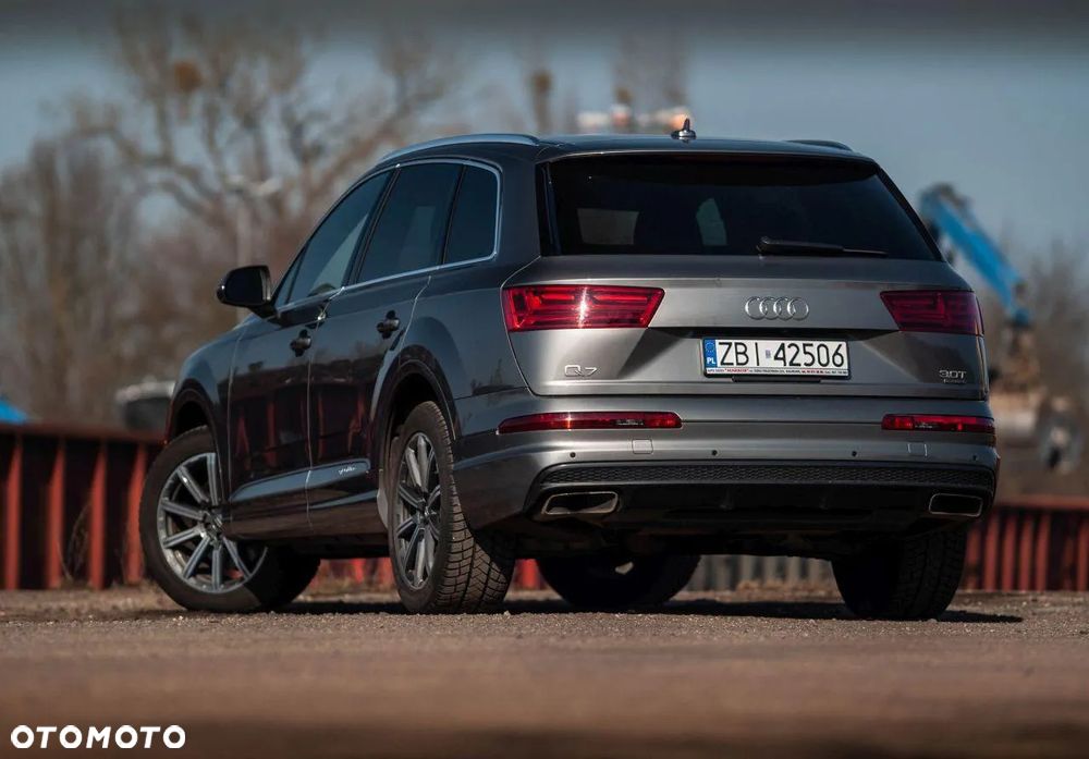 Audi Q7 - 3
