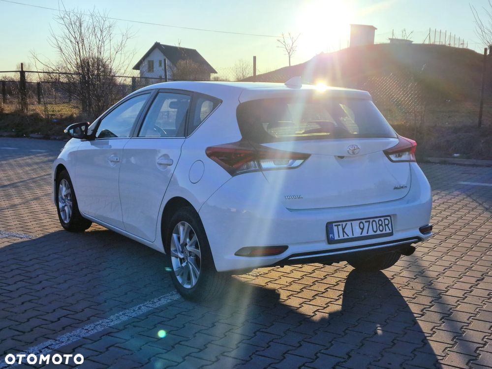 Toyota Auris 1.2 Turbo Comfort - 5