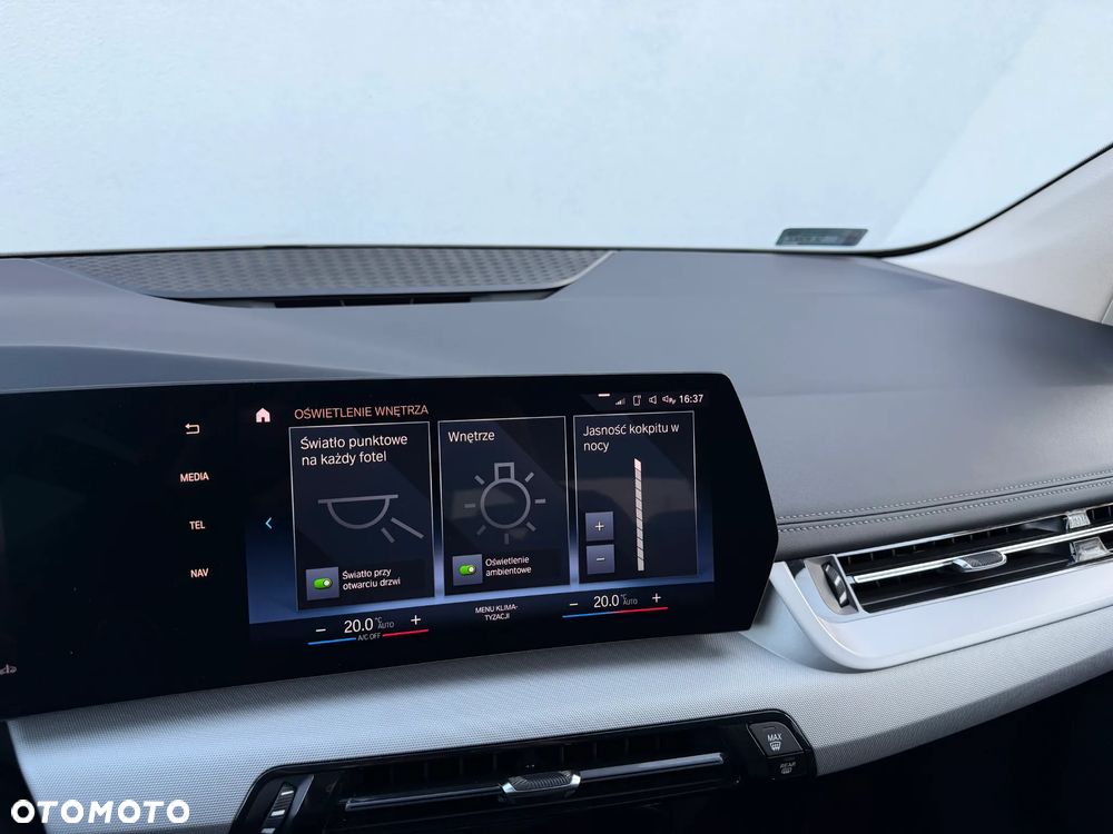 BMW Seria 2 218d - 20