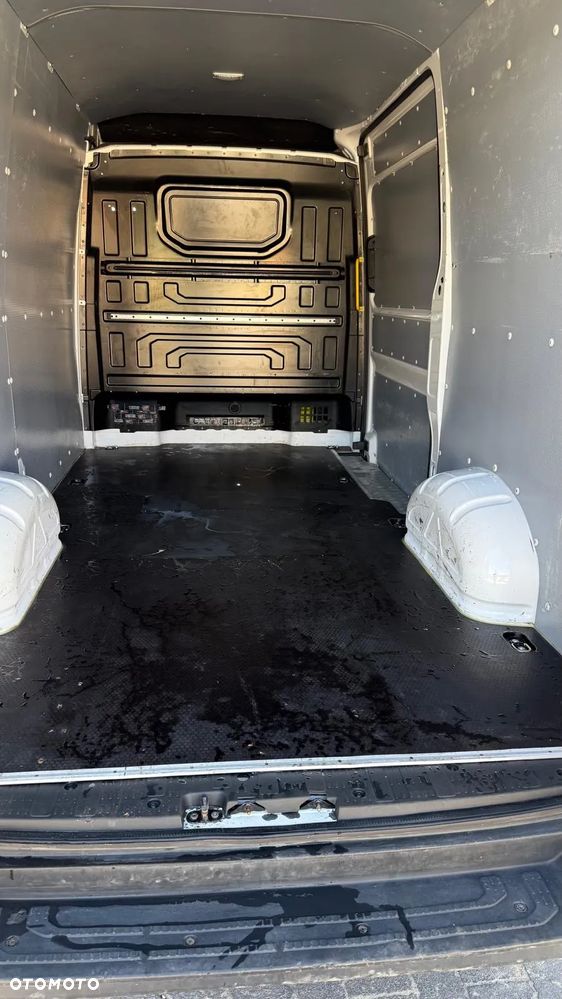 Volkswagen Crafter - 8