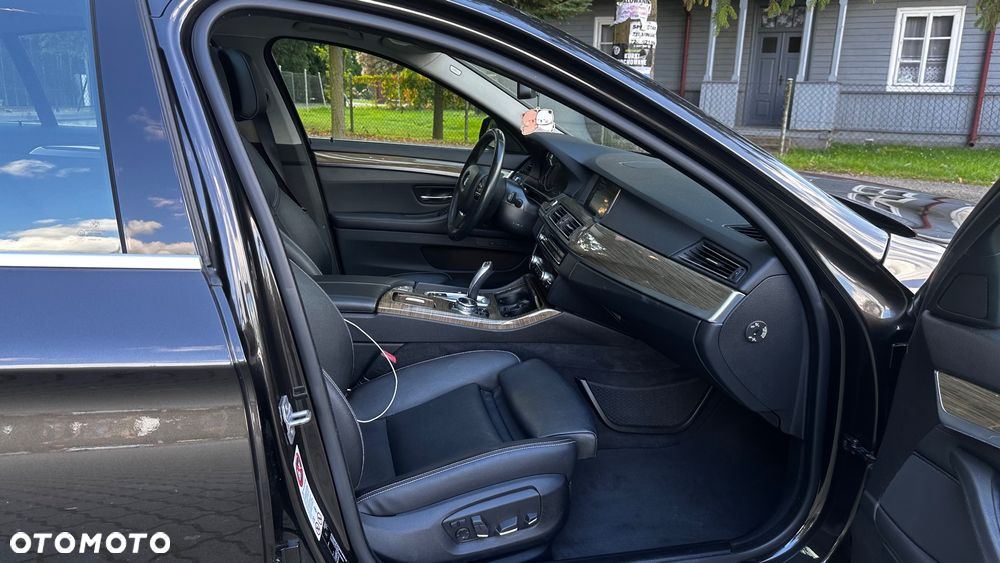 BMW Seria 5 520d Modern Line - 29