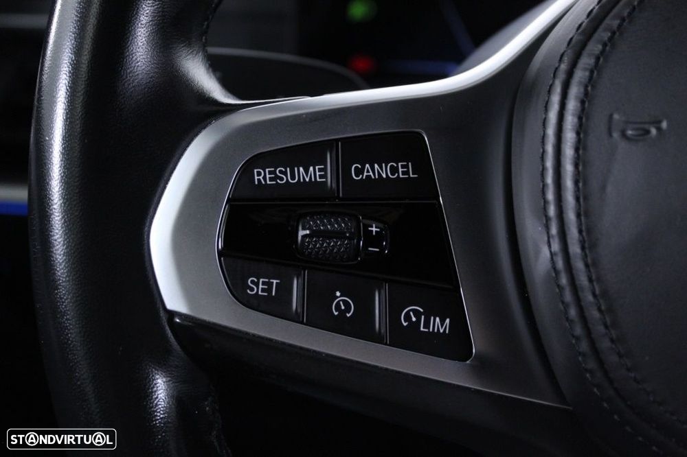 BMW i4 eDrive40 Pack Desportivo M - 23