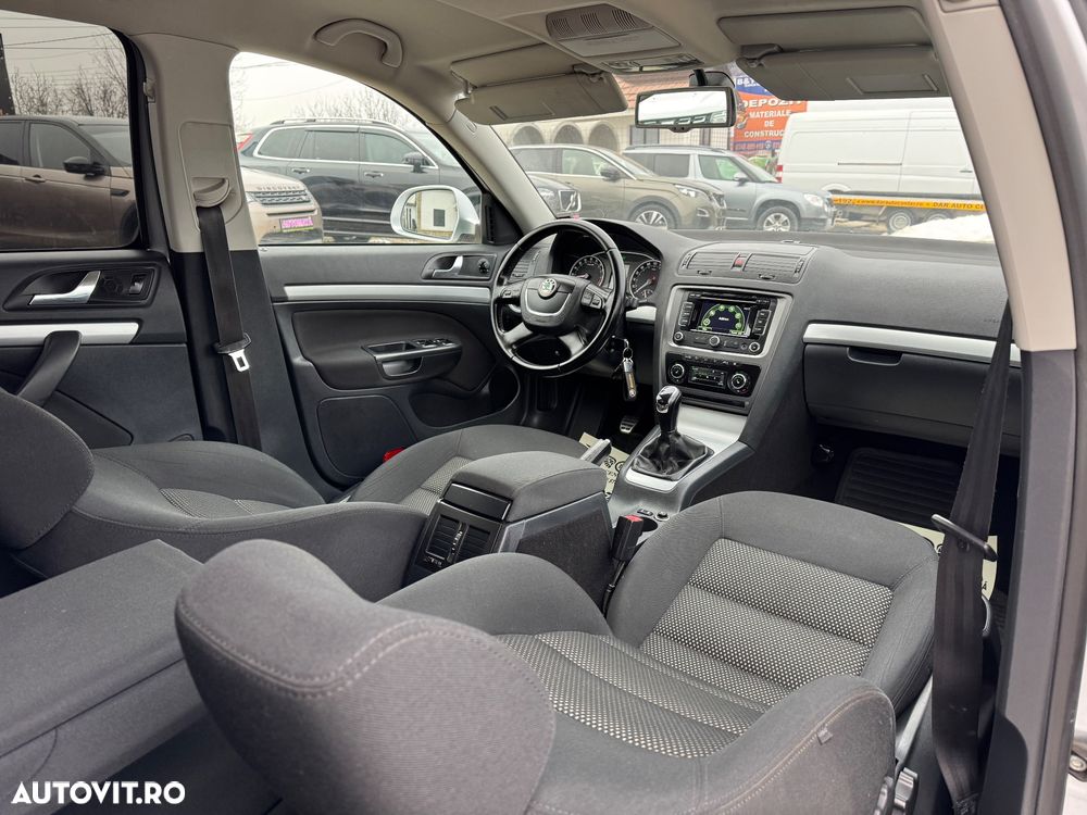 Skoda Octavia 2.0 TDI DPF Scout 4x4 - 16