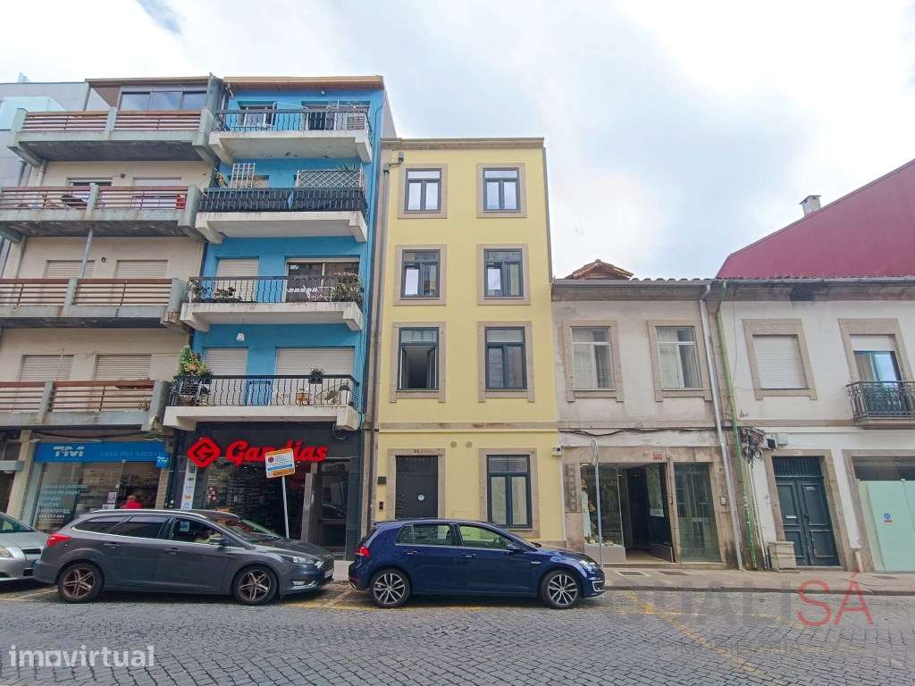 Apartamento T1+1 equipado, mobilado e com varanda no centro históri... - Grande imagem: 2/29