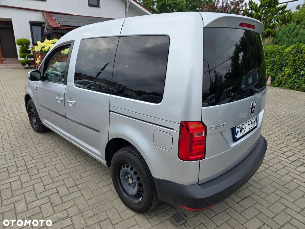 Volkswagen Caddy - 5