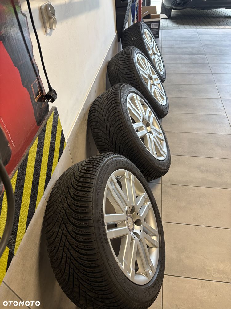 Oryginalne felgi Mercedes-Benz 17” + opony zimowe 245/45 R17 | Komplet | 2799zł - 5