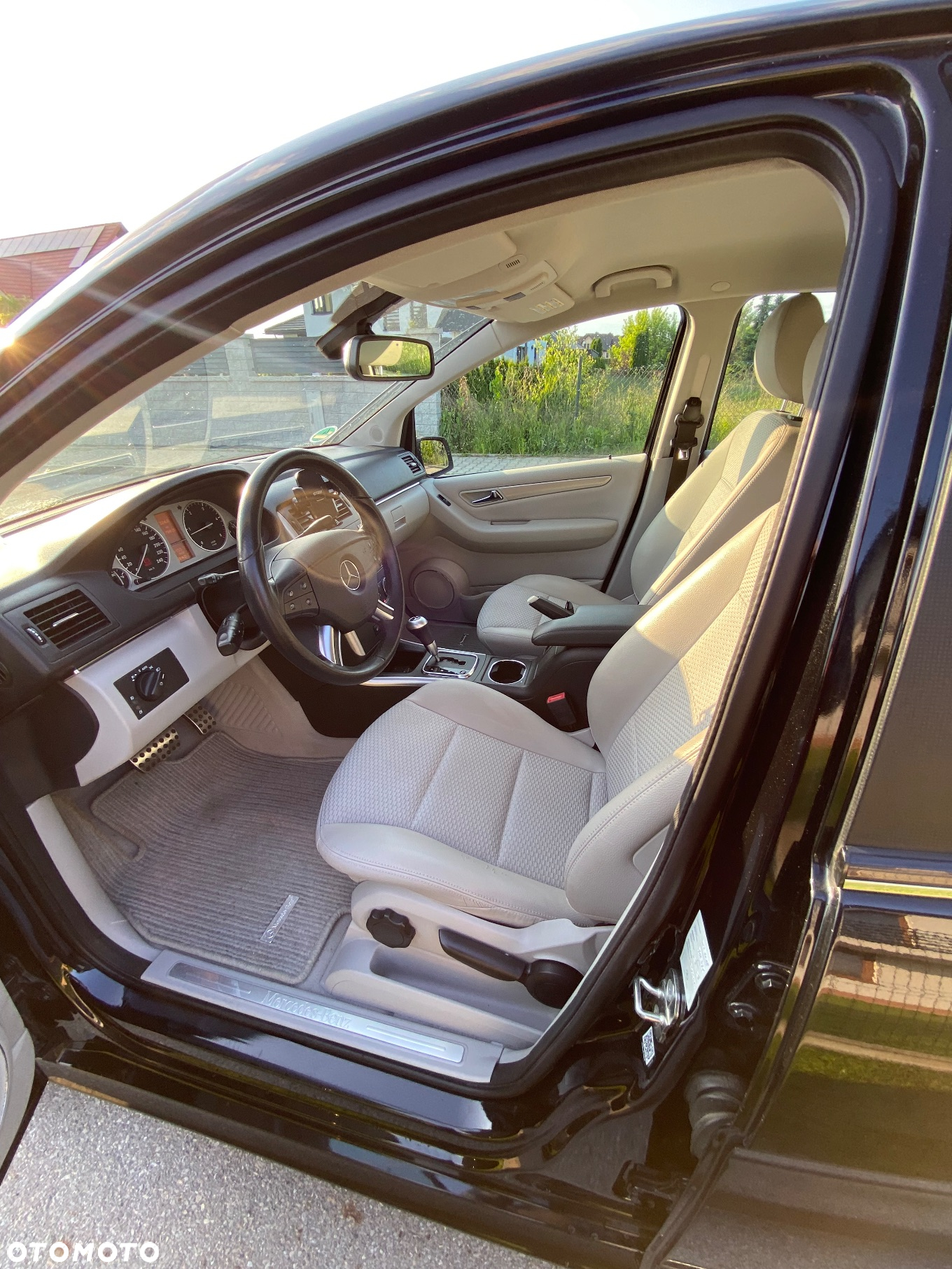 Mercedes-Benz Klasa B 200 CDI Autotronic Grand Edition - 4