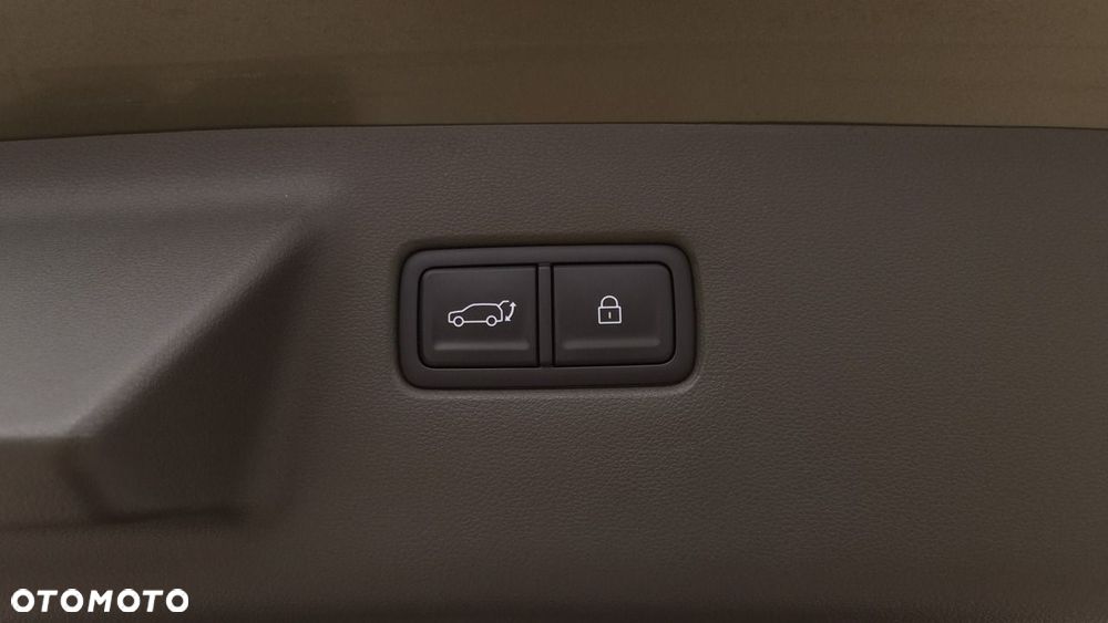 Hyundai Santa Fe 1.6 T-GDI HEV Calligraphy 4WD 7os - 33
