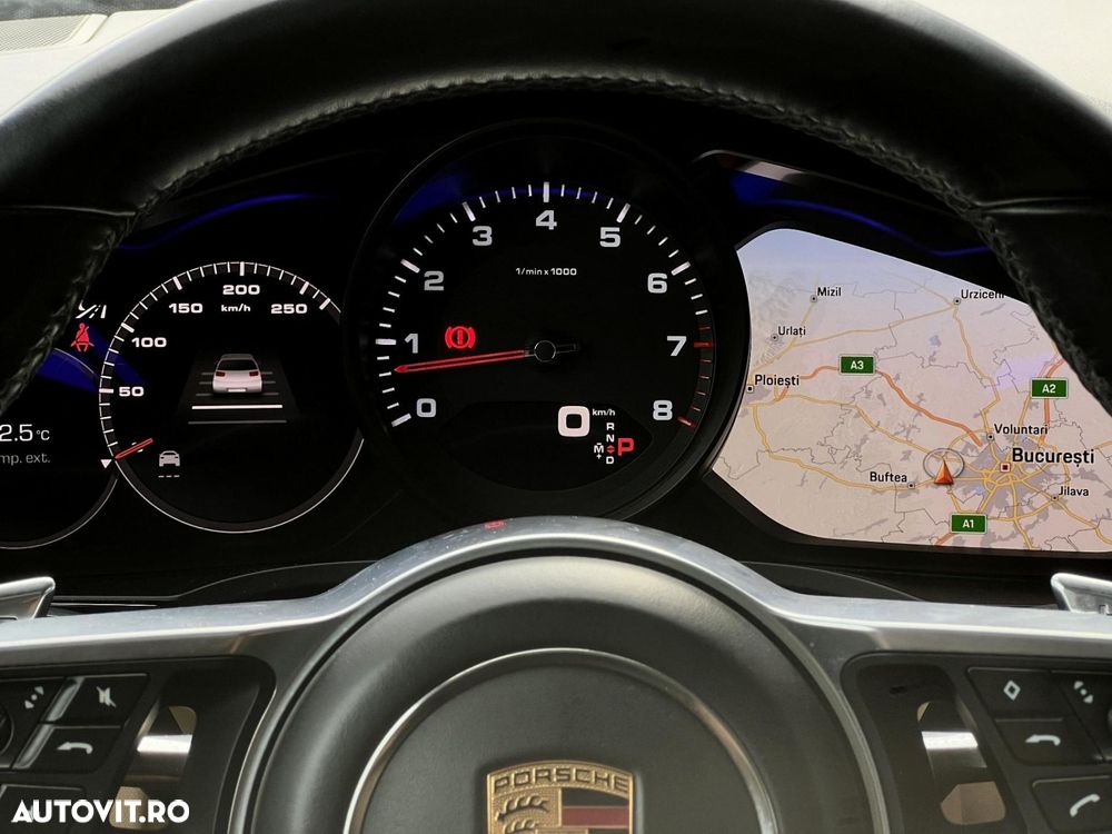 Porsche Cayenne - 17