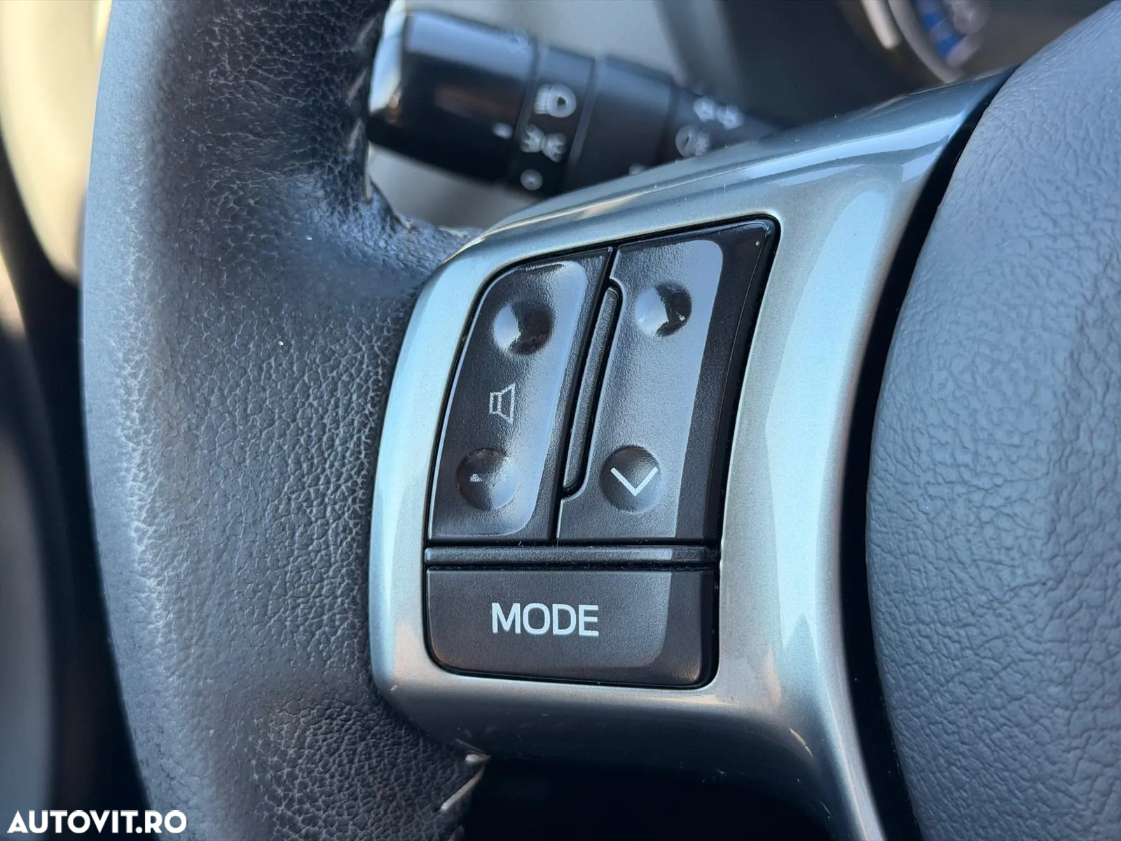 Toyota Yaris 1.5 VVT-i HSD Sol - 27