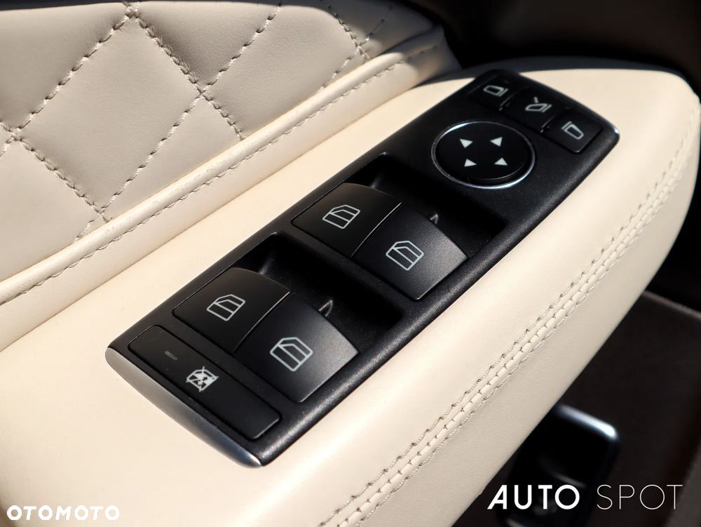 Mercedes-Benz GLS 350 d 4Matic 9G-TRONIC AMG Line - 15