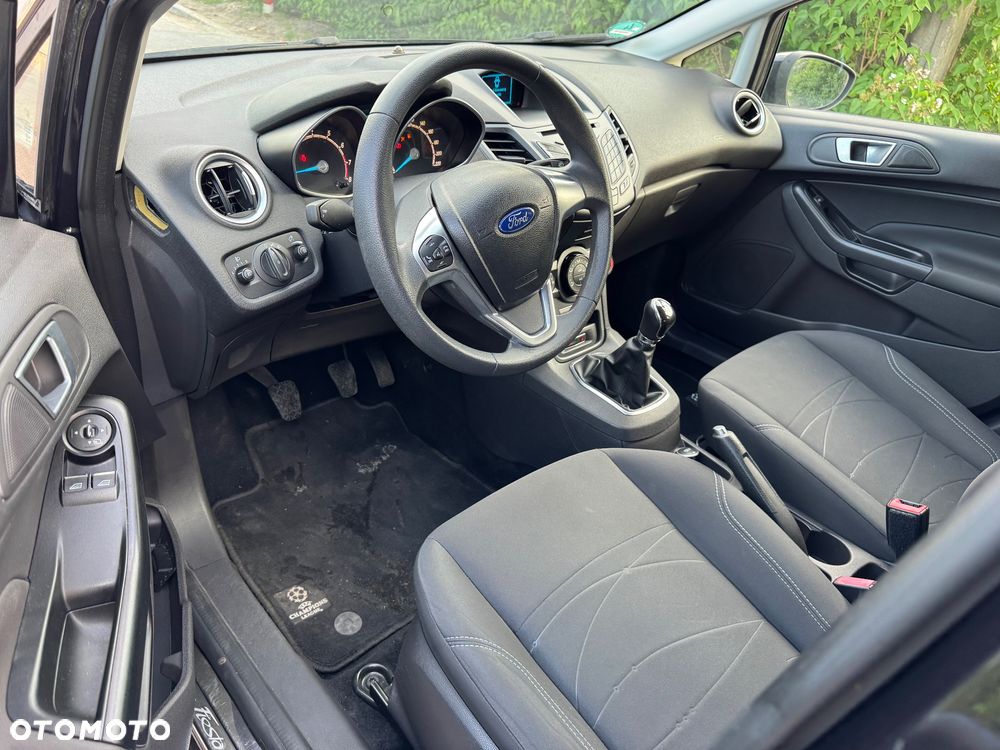 Ford Fiesta 1.0 EcoBoost Start-Stop Champions Edition - 19