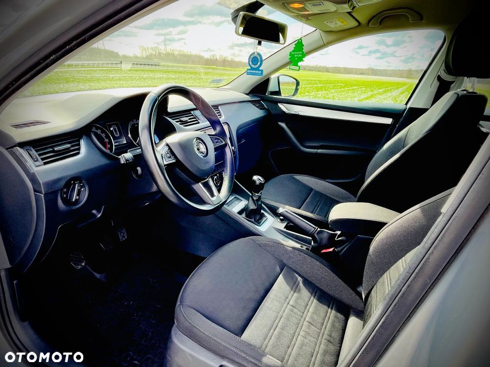 Skoda Octavia 1.6 TDI Ambition - 13