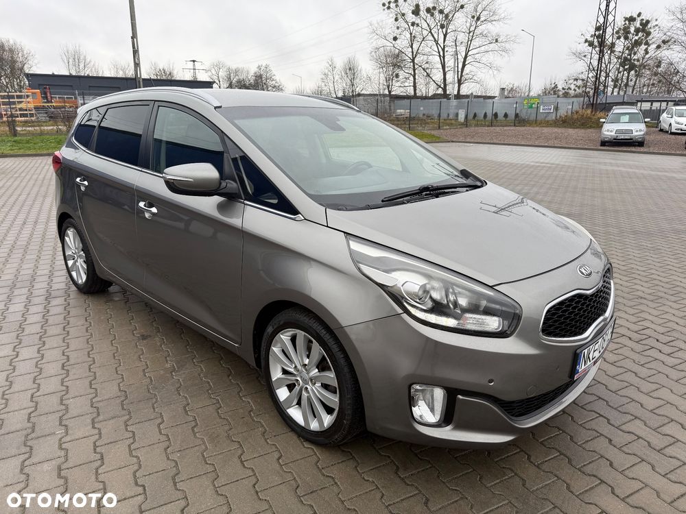 Kia Carens 1.7 CRDi 115 Dream-Team Edition - 13