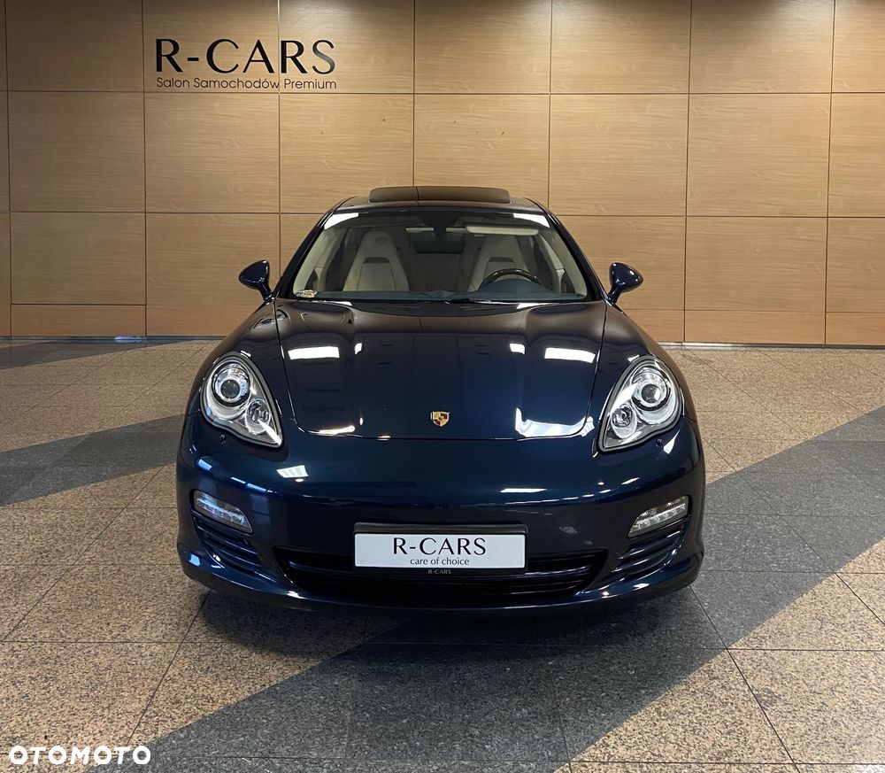 Porsche Panamera - 3