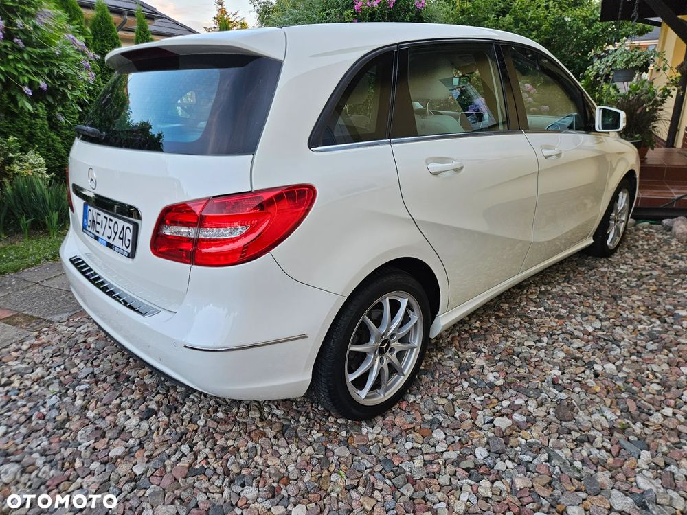 Mercedes-Benz Klasa B 180 - 3