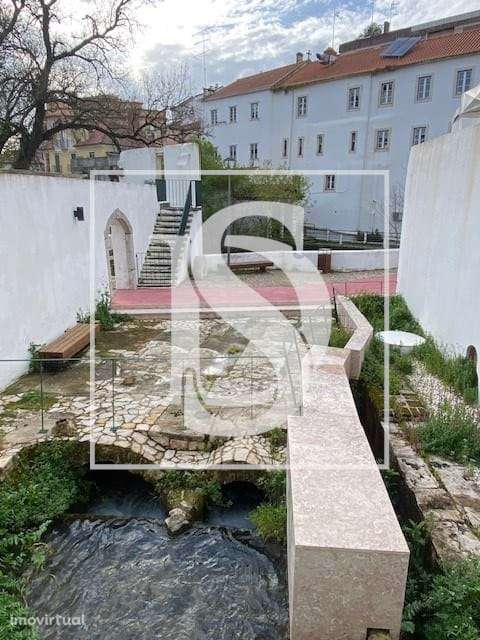 Armazém / Edificio  para remodelação - Grande imagem: 4/6