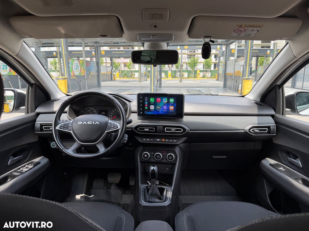 Dacia Logan TCe 90 CVT Journey - 9