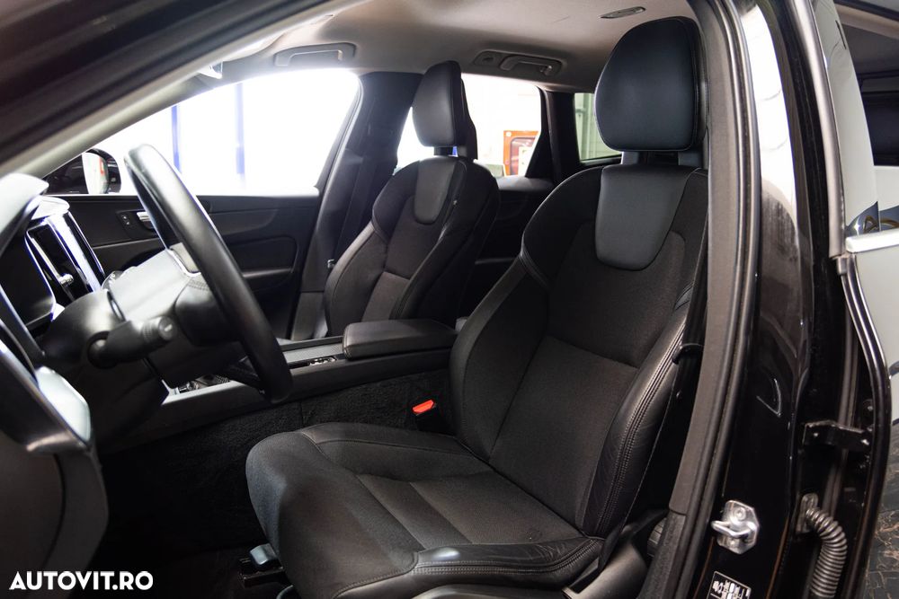 Volvo XC 60 D4 AWD Momentum - 7