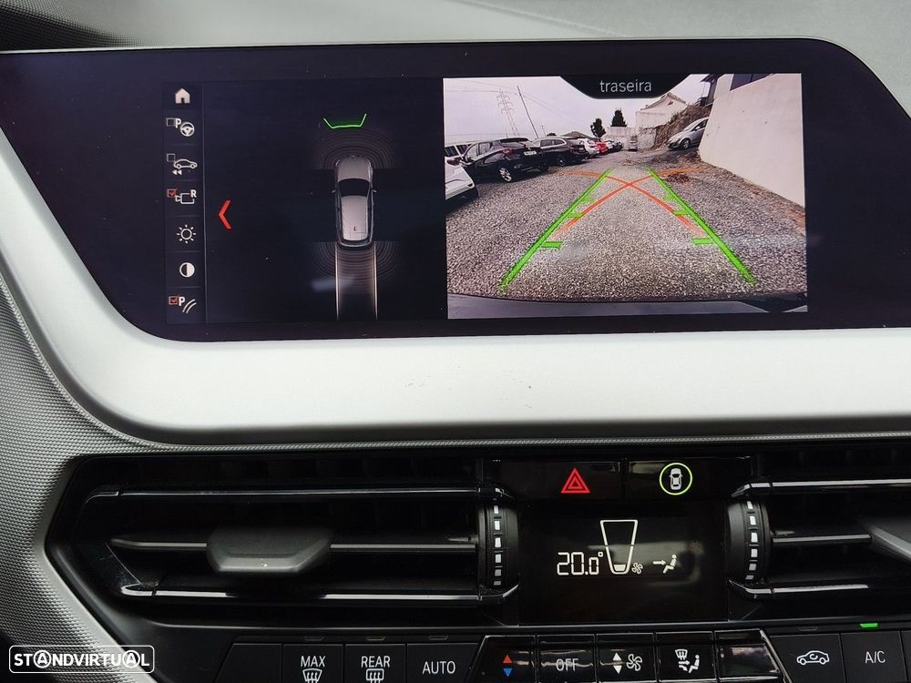 BMW 118 — fotografia 8