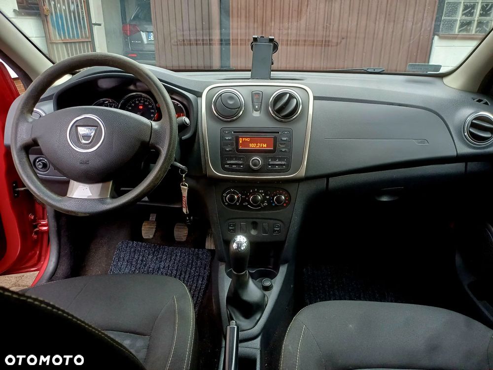 Dacia Sandero 1.2 16V Laureate - 9