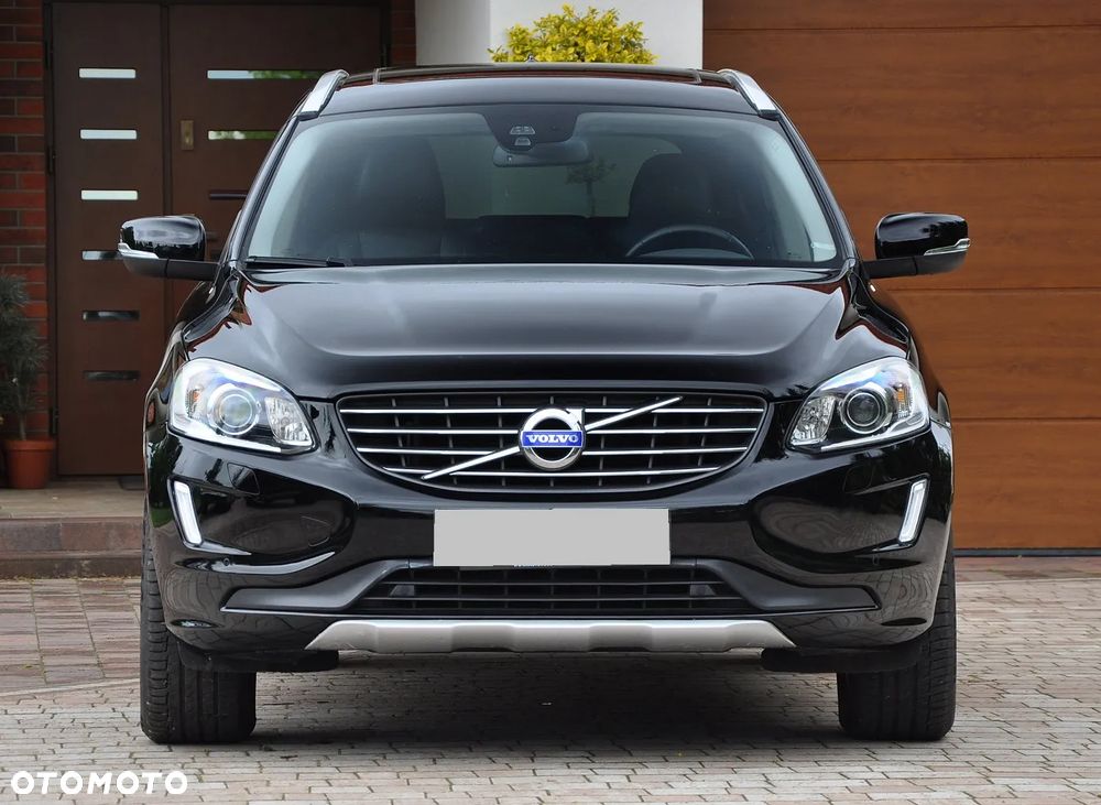 Volvo XC 60 D5 AWD Geartronic Summum - 9