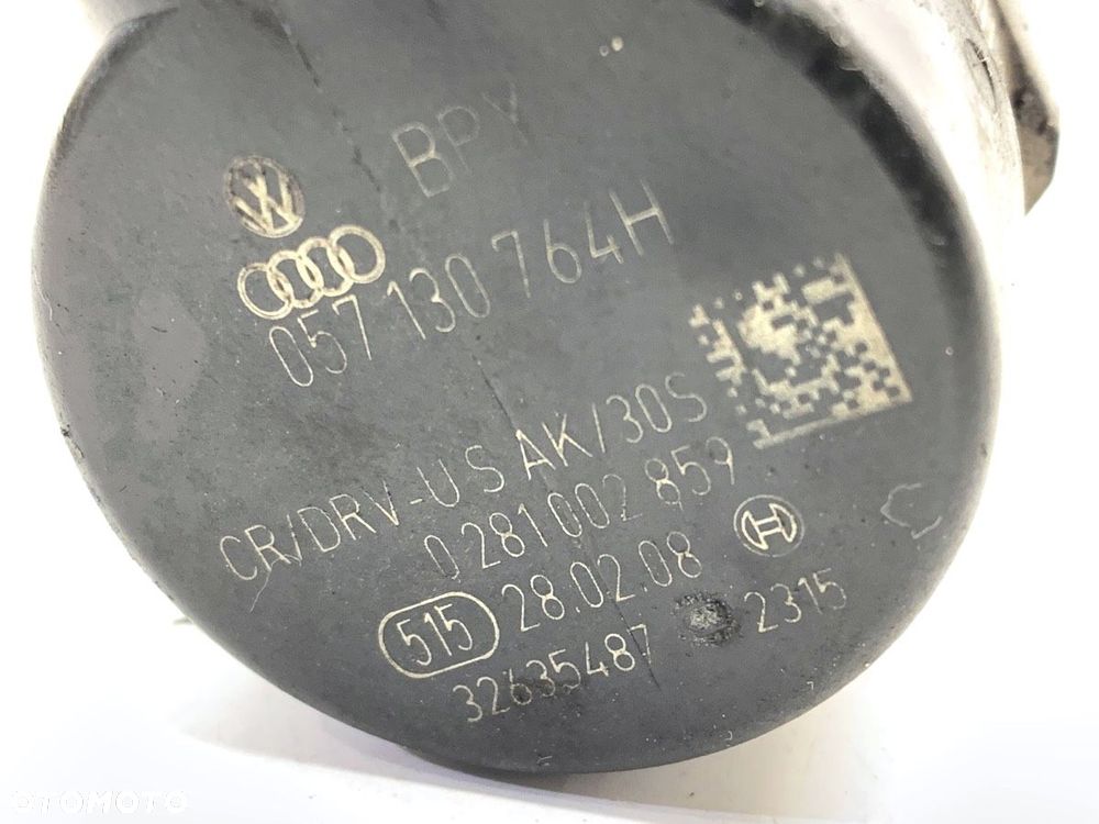 REGULATOR CIŚNIENIA PALIWA  VW TOUAREG (7LA, 7L6, 7L7) 2002 - 2013 3.0 V6 TDI 176 kW [240 KM] olej - 3