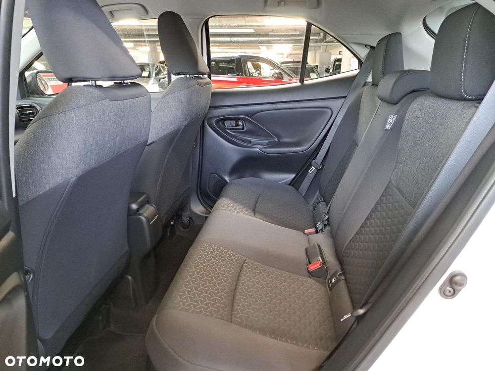 Toyota Yaris Cross Hybrid 1.5 Comfort - 28