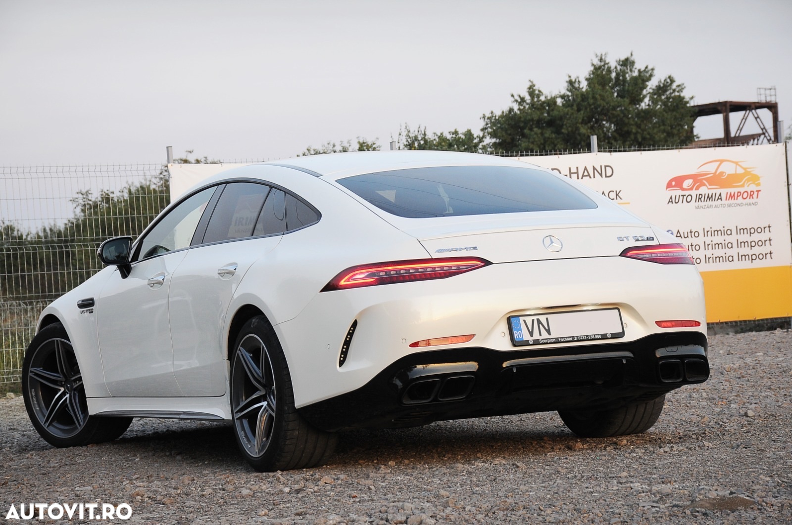 Mercedes-Benz AMG - 4