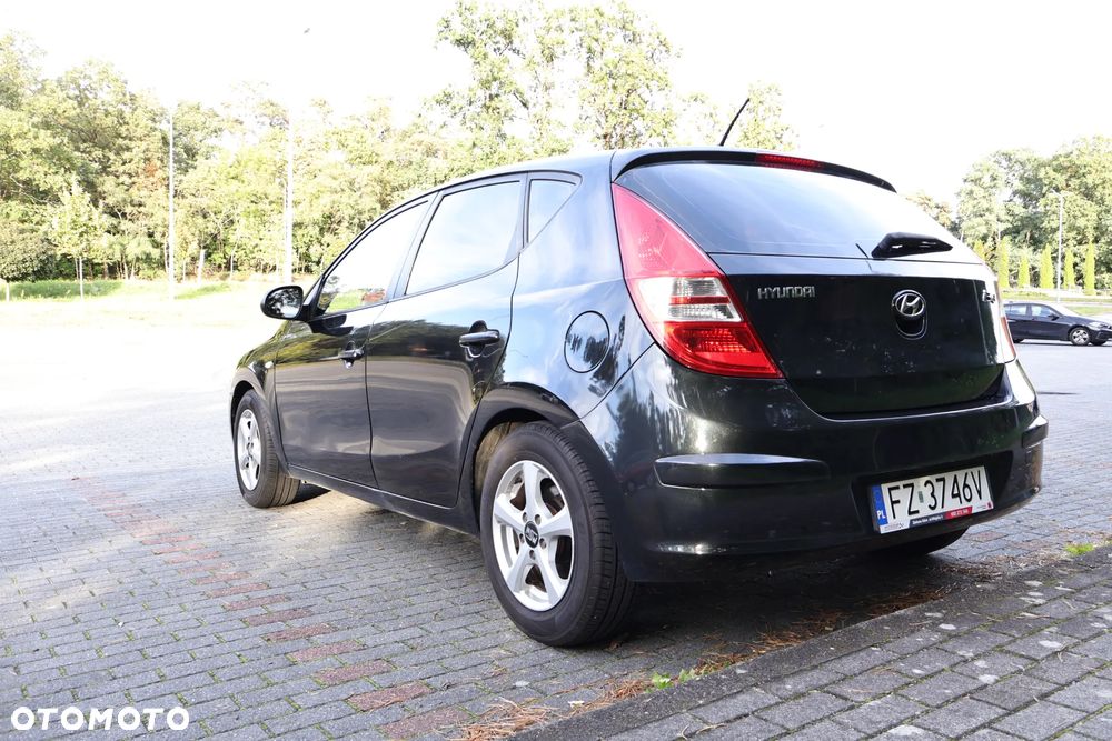 Hyundai i30 1.4 Base - 8