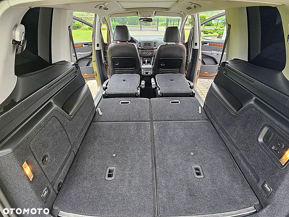 Volkswagen Sharan - 36
