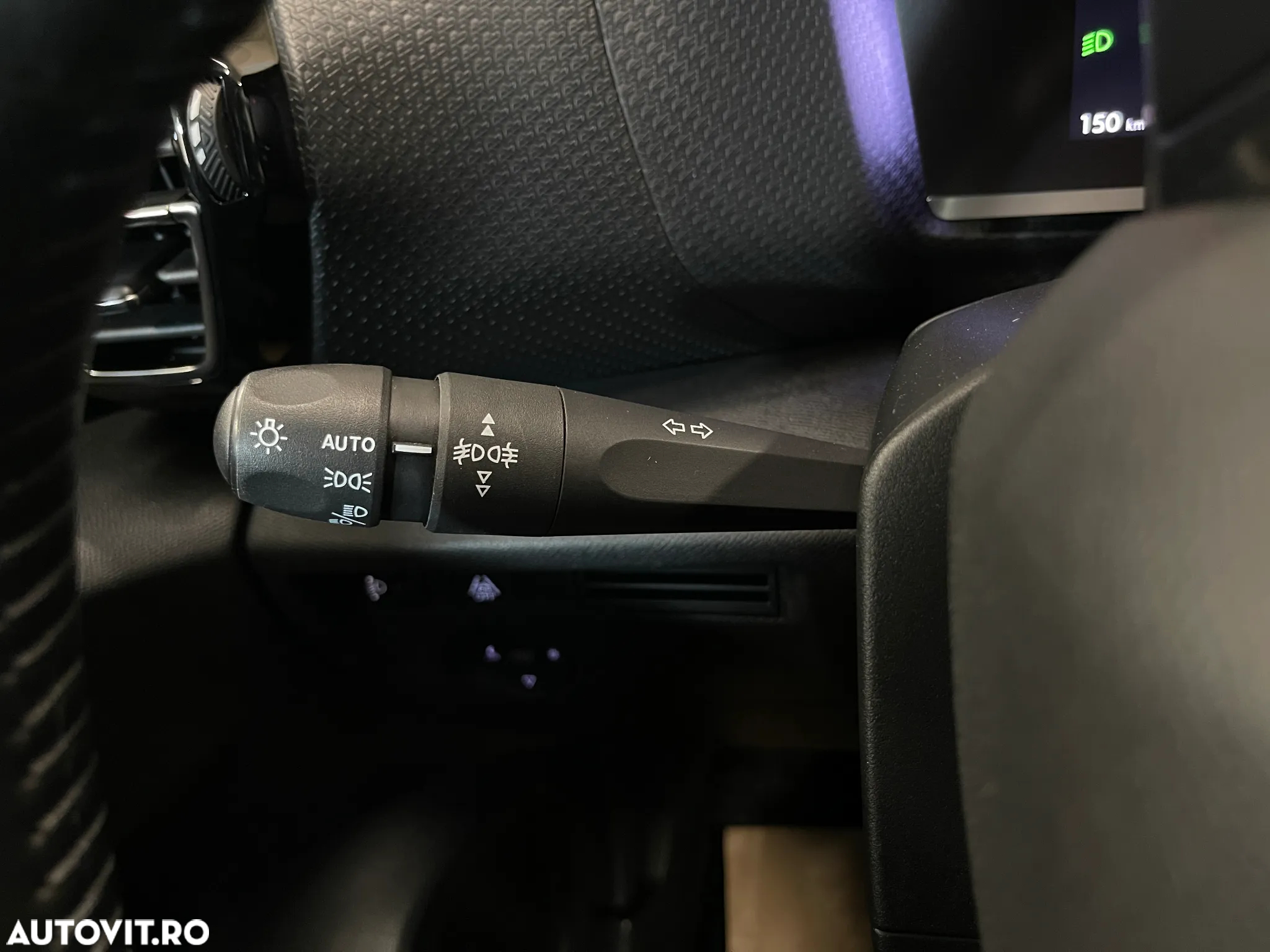 Citroën C4 1.5 BlueHDi S&S EAT8 Feel Pack - 30