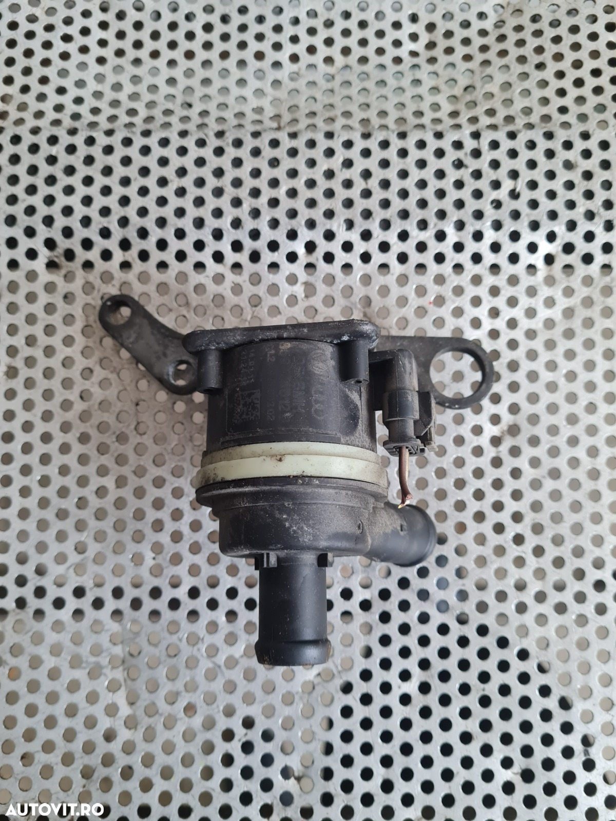 Pompa Secundara Auxiliara Apa Audi A4 B8 A5 8T 2.7 Tdi 3.0 Tdi Cod J Dezmembrez Audi A5 8T 2.7 Tdi - 2