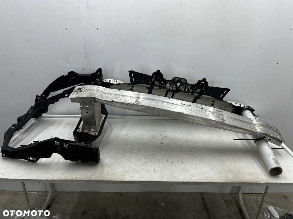 Pas przedni Porsche Macan I 95b LIFT 18r.- prawy przedni okular intercoolera ślizg reflektora wzmocn - 17