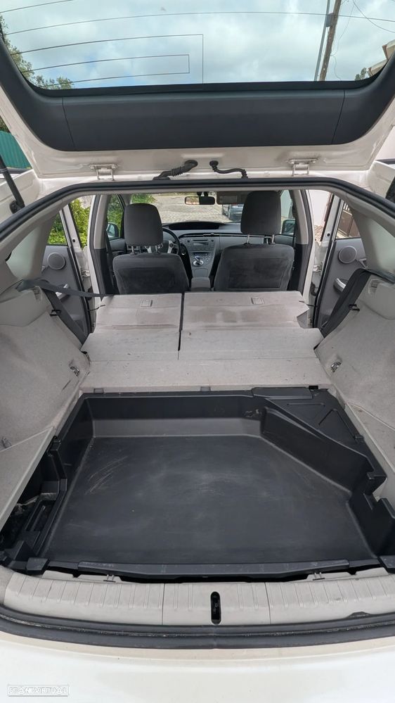 Toyota Prius 1.8 Sol - 28