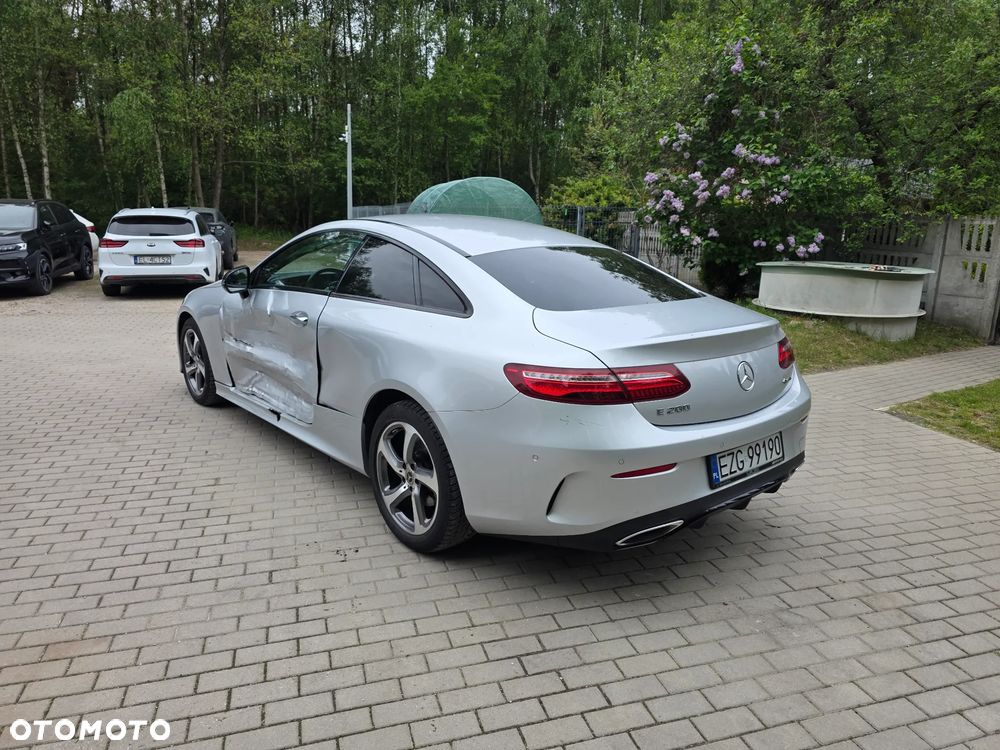 Mercedes-Benz Klasa E 200 4-Matic 9G-TRONIC - 4