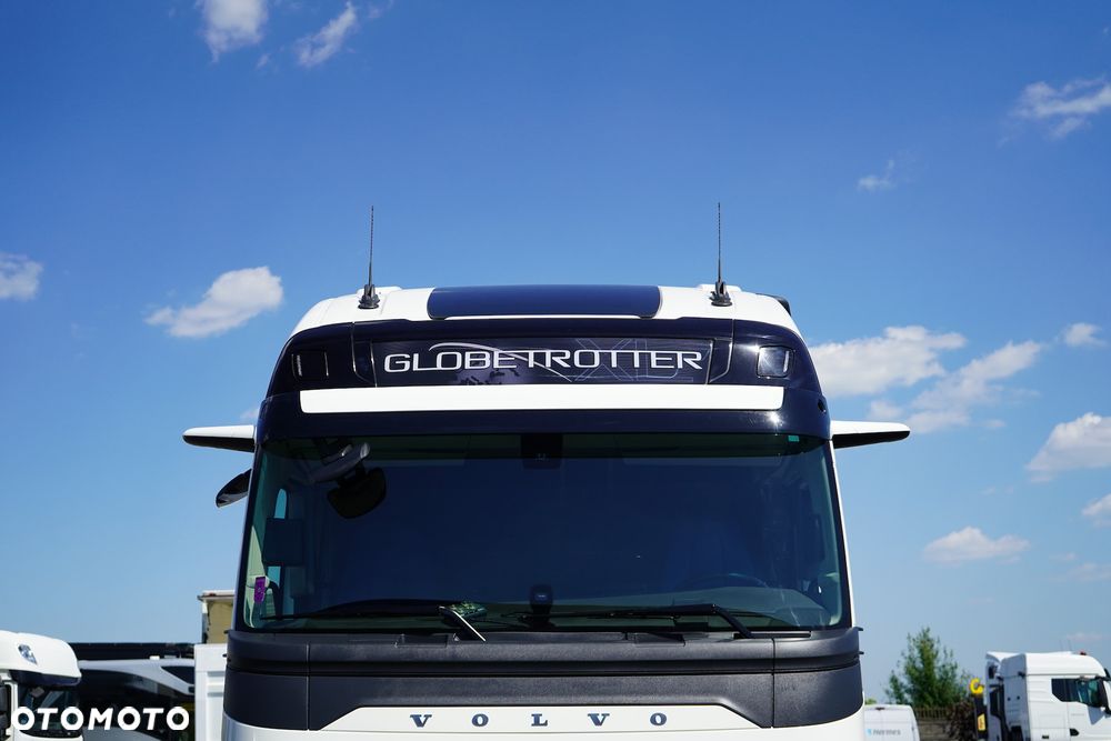 Volvo / FH / AREO / 460 / I – SAVE / LOW DECK / MEGA / XL / E 6 / ACC / I -COOL - 24