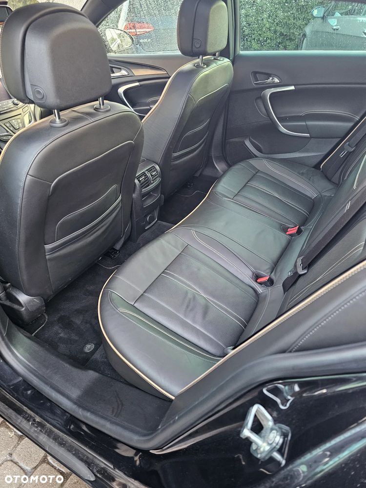 Opel Insignia - 11
