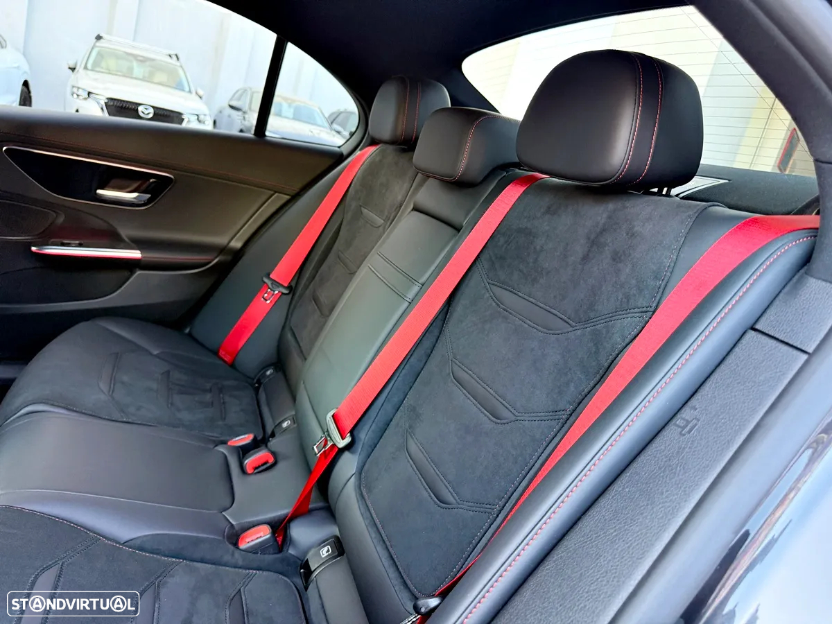 Mercedes-Benz C 43 AMG 4Matic - 35