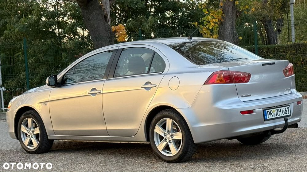 Mitsubishi Lancer - 25