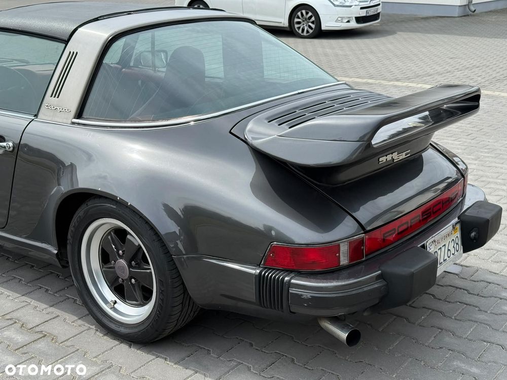 Porsche 911 - 14