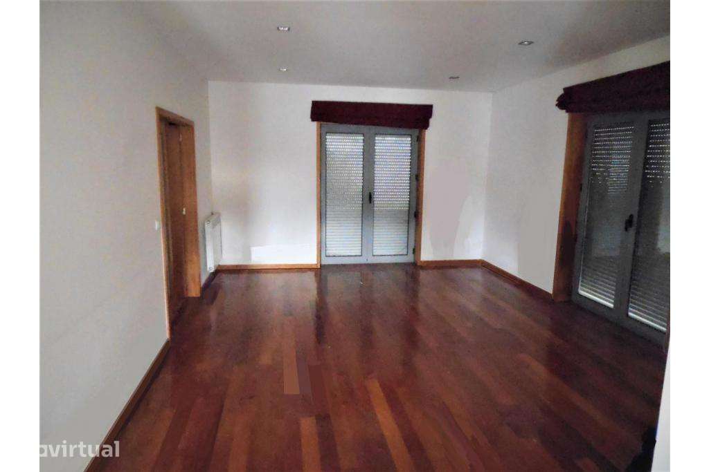 Moradia T2 à venda em Vieira de Leiria, Marinha Grande — foto 12