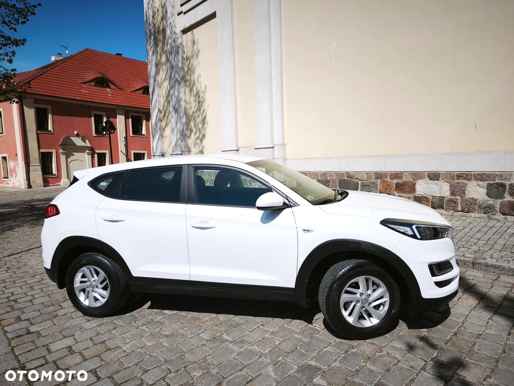 Hyundai Tucson 1.6 GDI BlueDrive Classic 2WD - 24