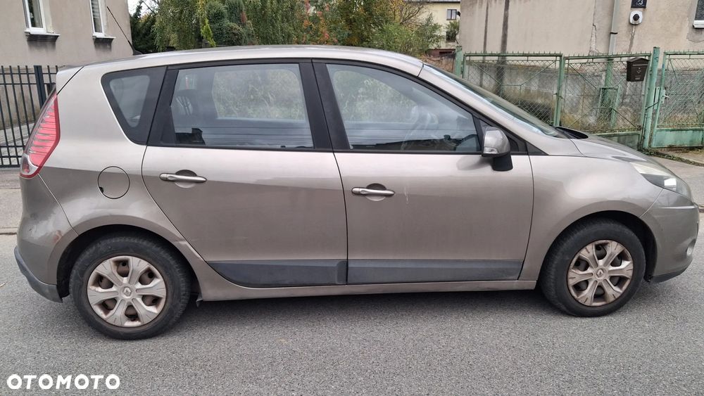 Renault Scenic - 3