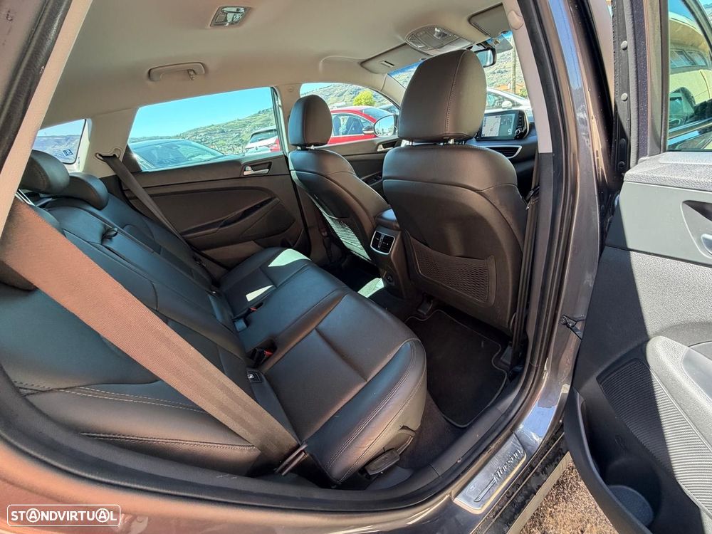 Hyundai Tucson - 8